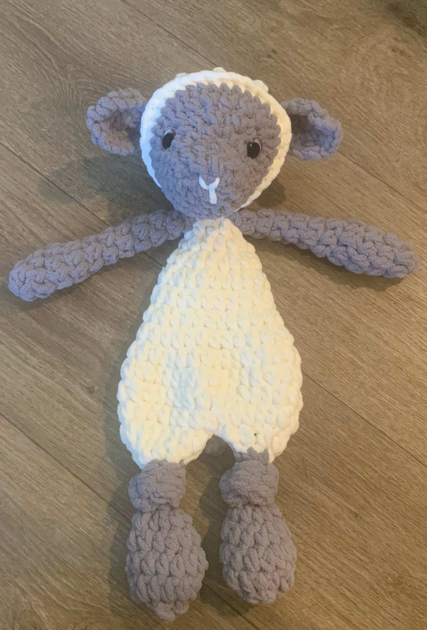 Lamb Knotted Lovey